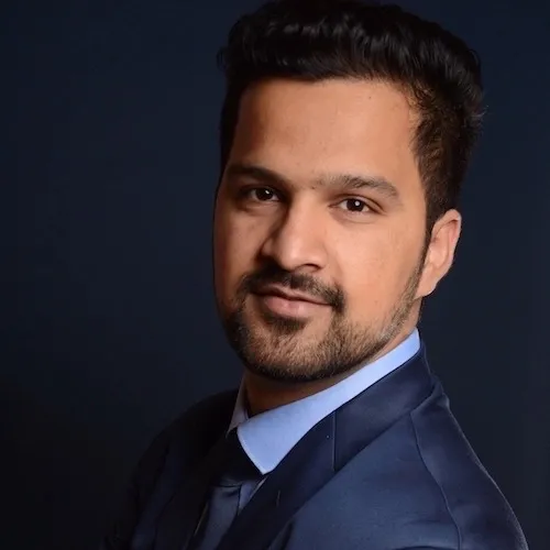 Headshot of Varij Kapil, quoted on the homepage