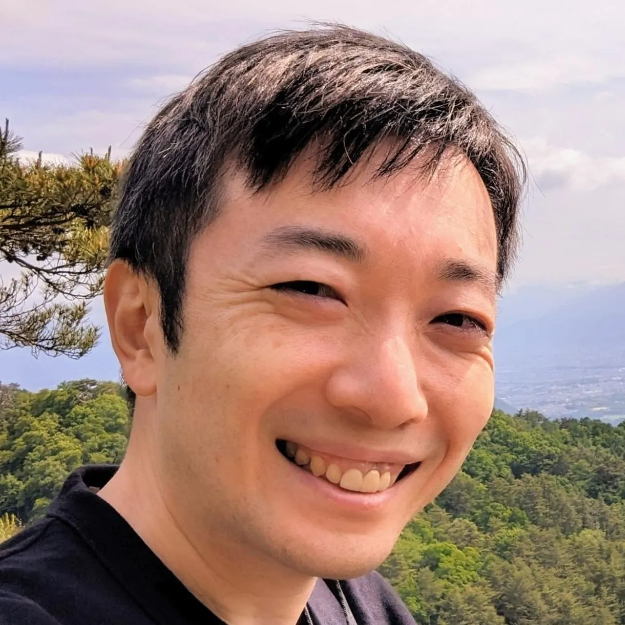 Headshot of Yasuaki Kato, quoted on the homepage